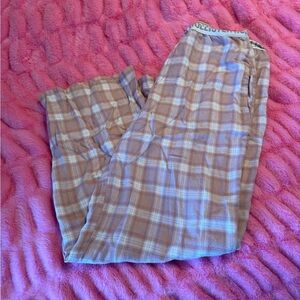 Hollister Sleepwear Top in White and Pink